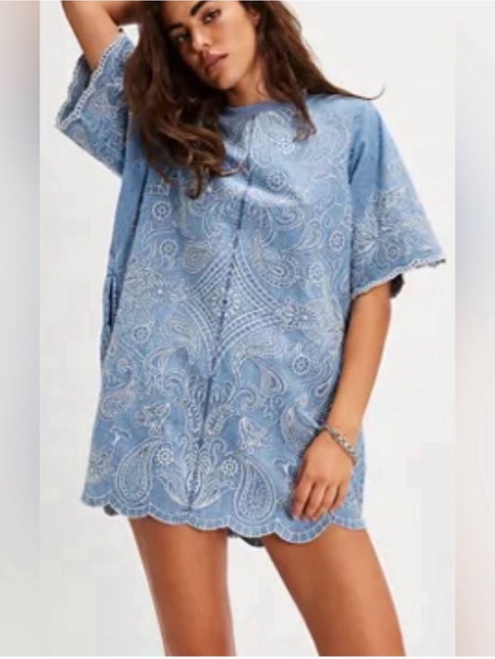 Free People Dresses & Skirts - Free People Embroidered Denim Mini Dress Harlow size medium